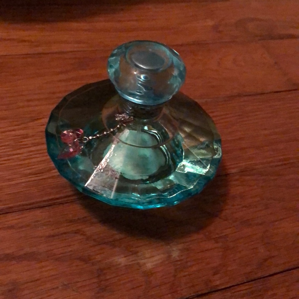 “Curious” Britney Spears